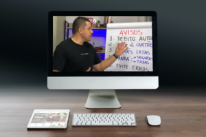 iMac on the wooden desk with Magic Keyboard, Magic Mouse and iPad_Palestra